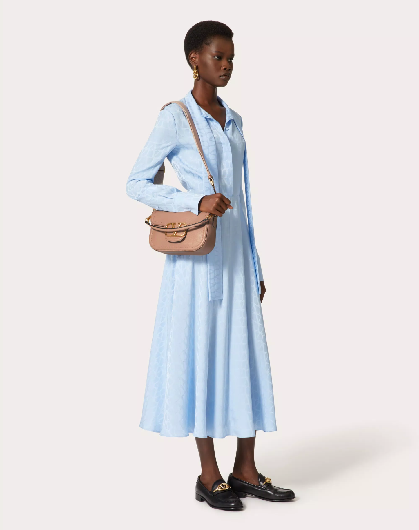 VALENTINO GARAVANI ALLTIME GRAINY CALFSKIN SHOULDER BAG